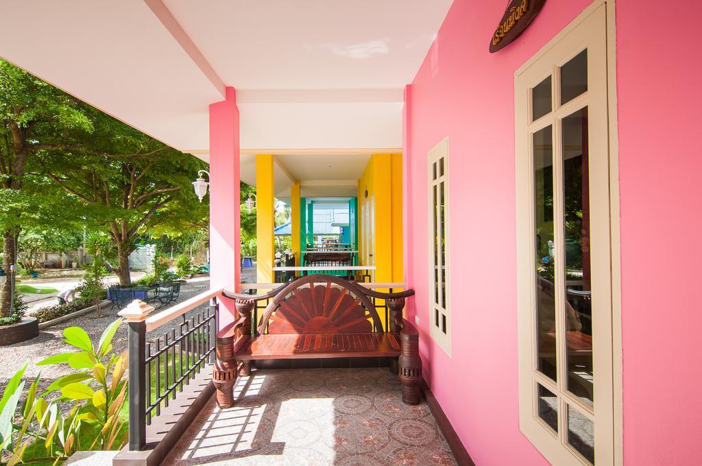 Tum Baan Suan ตุ่มบ้านสวน Chanthaburi Extérieur photo
