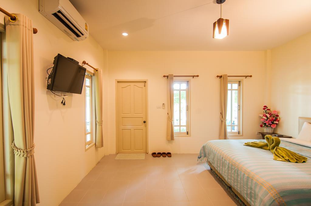 Tum Baan Suan ตุ่มบ้านสวน Chanthaburi Extérieur photo