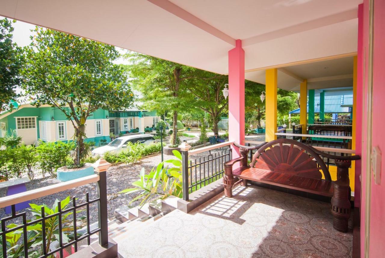 Tum Baan Suan ตุ่มบ้านสวน Chanthaburi Extérieur photo
