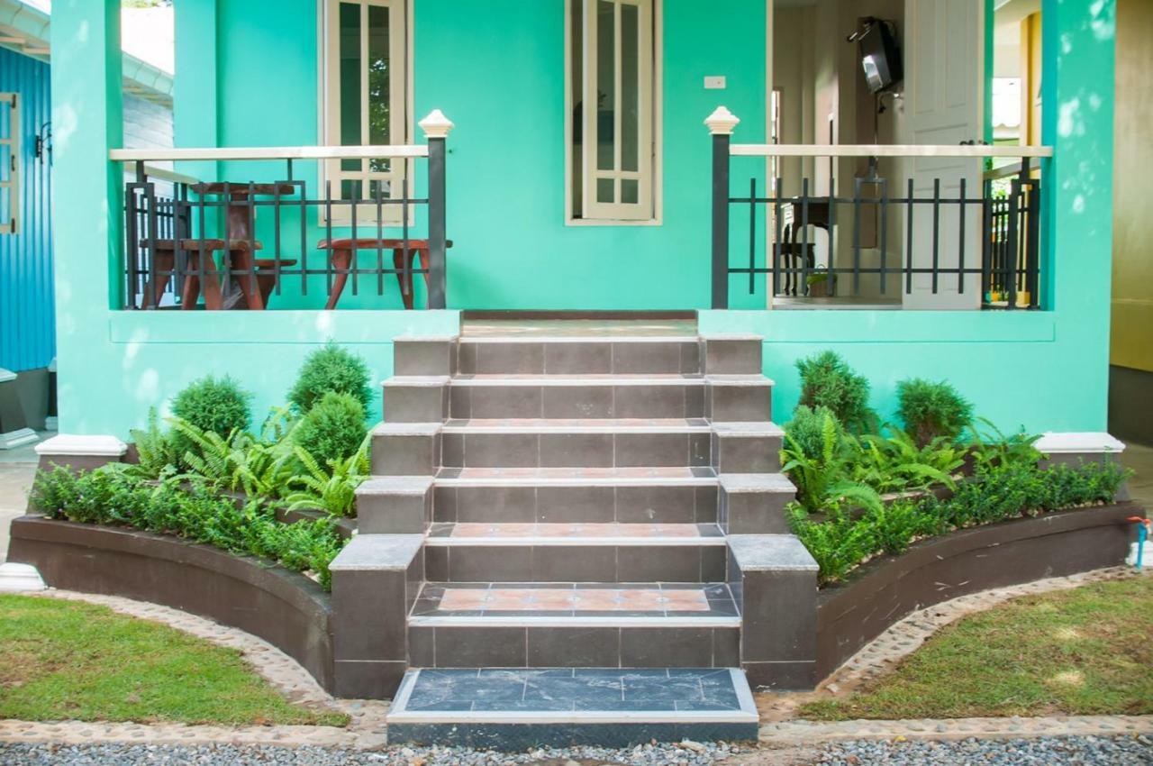 Tum Baan Suan ตุ่มบ้านสวน Chanthaburi Extérieur photo